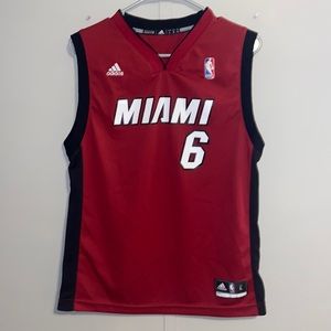 Lebron James jersey